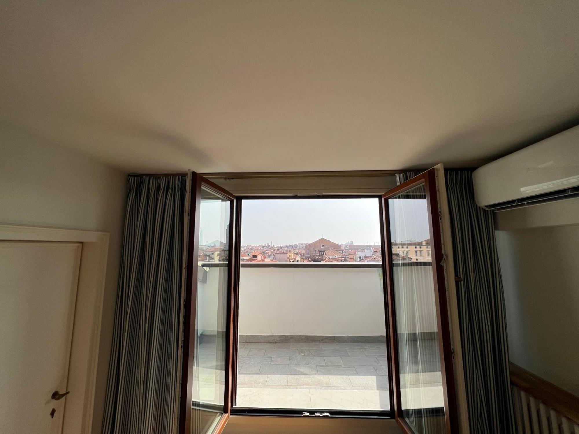 Attico Canal Grande A Palazzo Contarini Corfu Velence Kültér fotó